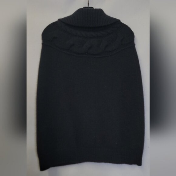 Club Monaco Knit sweater wool/Angora/cashmere blend buttoned sweater/ Cape - Picture 4 of 6
